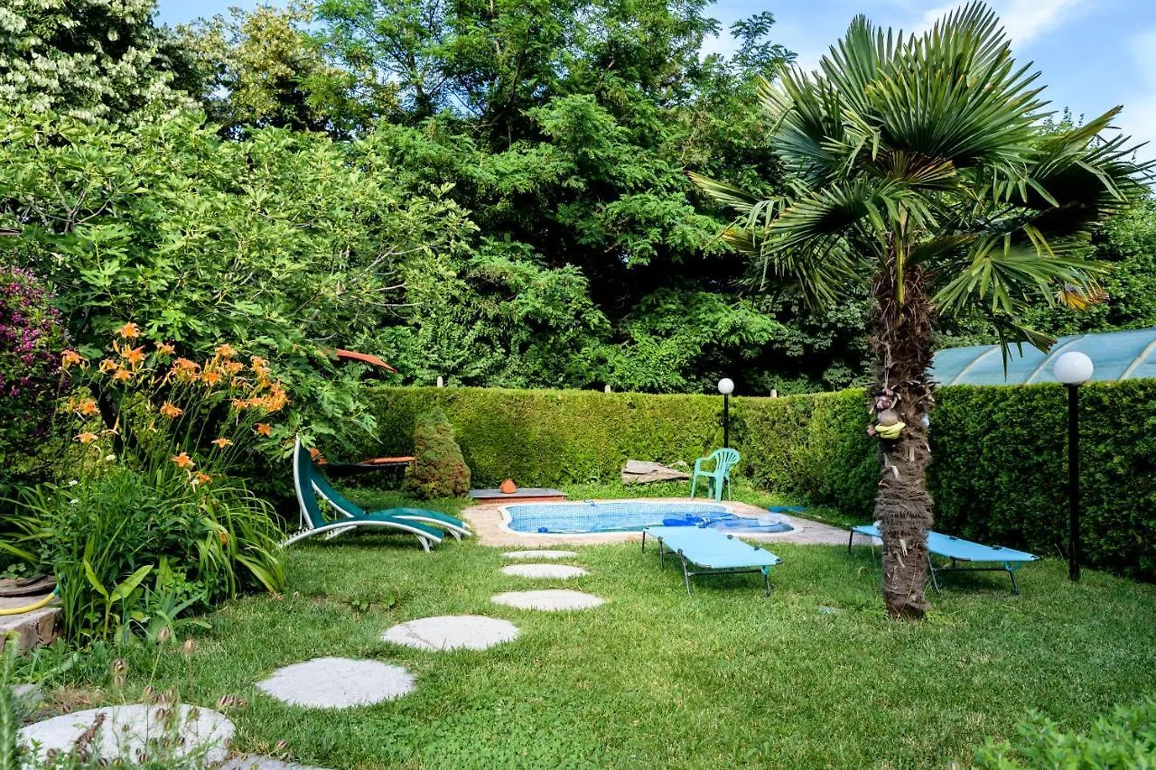 Vila Saltanat 41 Varna Guest house